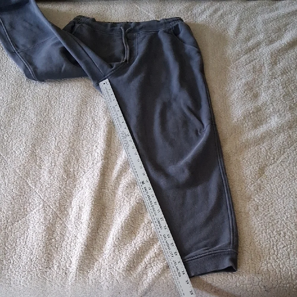 Under Armour Men's Charcoal Joggers